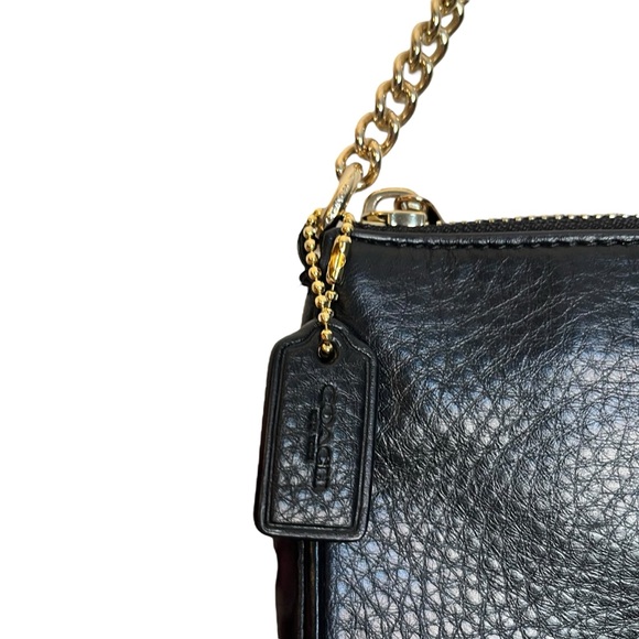 Coach Nolita 19 Black Pebbled Leather Gold Chain Shoulder Bag Crescent Purse - Picture 4 of 12